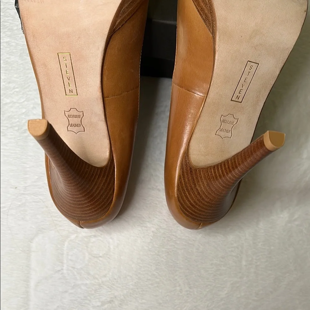 Steven By Steve Madden Heel